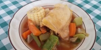 caldo de pollo con verduras
